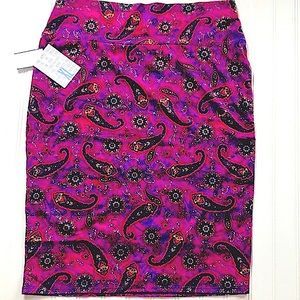 XL Lularoe Cassie Gorgeous Paisley &Ghost Stripes!